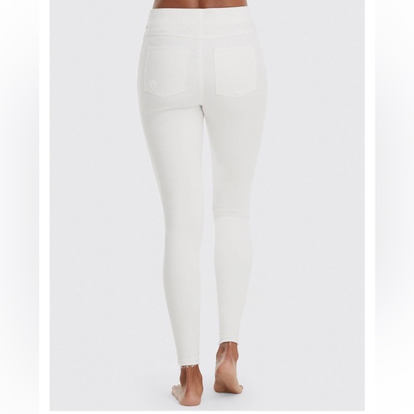 SPANX DISTRESSED SKINNY WHITE JEAN SIZE LARGE - Picture 4 of 9